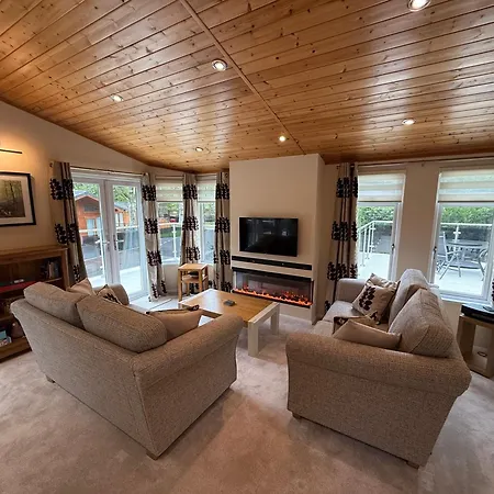 Acorn בית נופש *